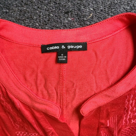 Cable & Gauge tank top sz S - Picture 2 of 4